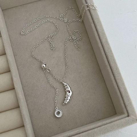 Collier Pendentif Croissant en Argent Sterling 925 Minimaliste Style Français Chaîne de Pull Réglable Bijoux pour Femmes