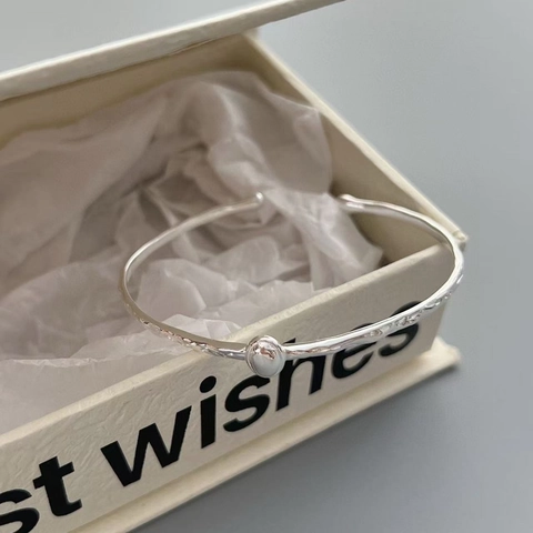 Bracciale Rigido Aperto in Argento Sterling 925 con Texture Martellata per Donna Minimalista Argento Decorazione Perle Gioielli Geometrici Regalo