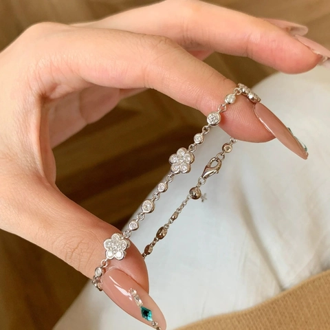 Luxury 925 Sterling Silver Camellia Flower Bracelet For Women Inlaid Rhinestone Elegant Clover Hand Chain Fashion Jewelry Gift