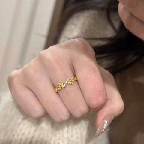Anello in Argento Sterling 925 Vintage Fiore di Osmanto Dorato per Donna Minimalista con Strass Intarsiato Elegante Gioielli