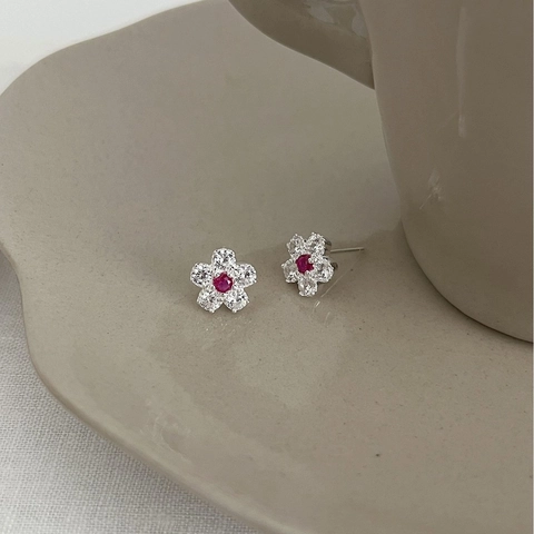 925 Sterling Silver Flower Stud Earrings Korean Minimalist Elegant Floral Small Rhinestone Earrings Dainty Daily Women Jewelry