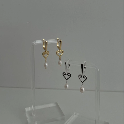 Boucles d'Oreilles Cœur en Argent Sterling 925 avec Perle d'Eau Douce pour Femme Bijoux Élégants avec Motif Cœur Évidé