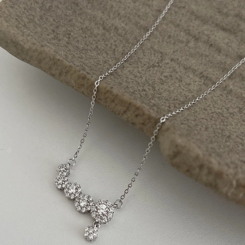 925 Sterlingsilber Zirkonia Lächeln Halskette Für Damen Elegant Blume Cluster Pave Geometrische Bar Schlüsselbein Kette Schmuck