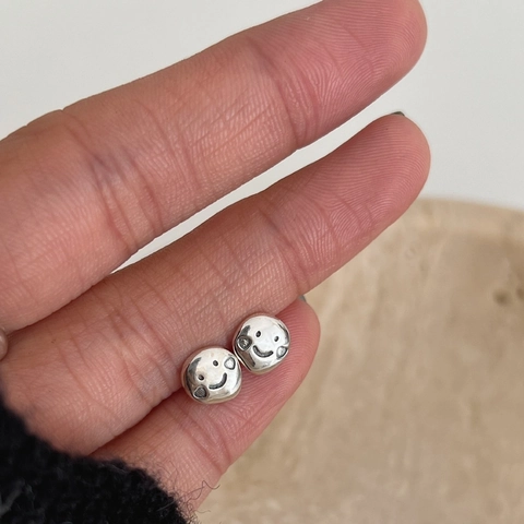 925 Sterlingsilber Lächelndes Gesicht Ohrstecker Vintage Minimalistisch Smily Face Ohrringe Für Damen Herren Täglich Schmuck Geschenk