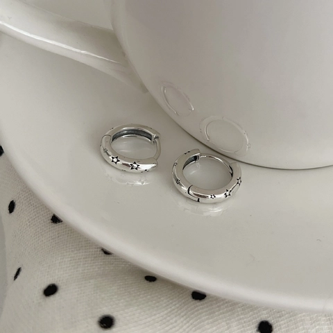 Orecchini a Cerchio Stella Vintage in Argento Sterling 925 Orecchini Huggie in Stile Americano Invecchiato per Gioielli Donna