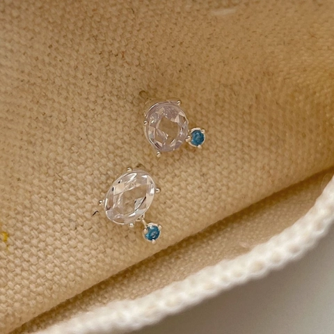 Pendientes de Botón de Plata de Ley 925 para Mujer Elegantes Ovalados Azules Trasparentes Diamante Joyería