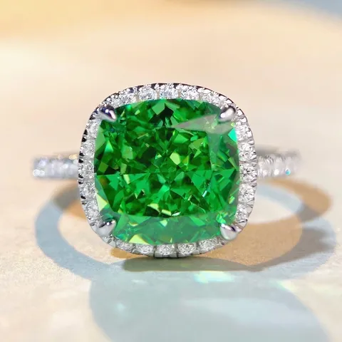 Lussuoso Anello Halo in Argento Sterling 925 con Zirconia Verde per Donna Elegante Anello con Strass Taglio a Cuscino Gioiello per Matrimonio