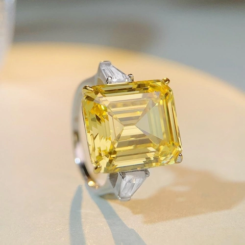 925 Sterling Silver Yellow Zirconia Ring For Women Large Emerald Cut Three Stone Design High Carbon Diamond Style Jewelry