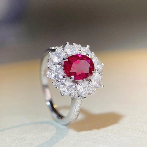 Lussuoso Anello in Argento Sterling 925 con Rubino e Zirconia per Donna Anello Halo con Pietra Ovale a Girasole Gioielli