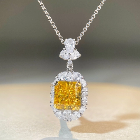 Luxuriöse 925 Sterlingsilber Halskette Mit Radiant-Schliff Gelbem Zirkonia Anhänger Für Damen Elegantes Halo-Design Schmuck