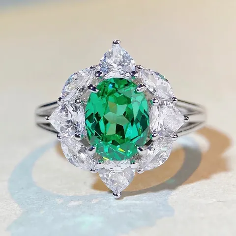 Anello in Argento Sterling 925 con Zirconia Taglio Ovale per Donna Lussuoso Grappolo di Fiori Pietra Preziosa Matrimonio Fidanzamento