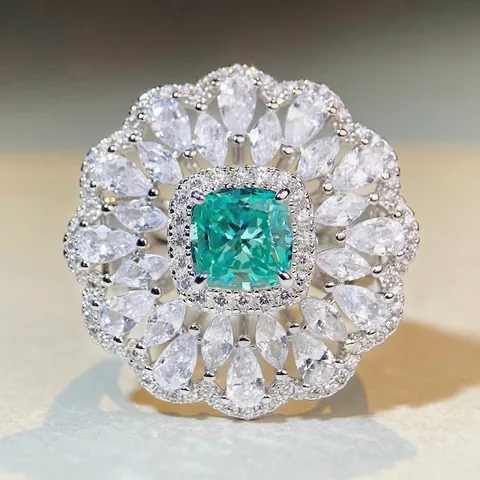 Anillo de Flor de Lujo de Plata de Ley 925 Verde Paraiba Strass Banquete Boda Fiesta Joyería Anillo de Cóctel
