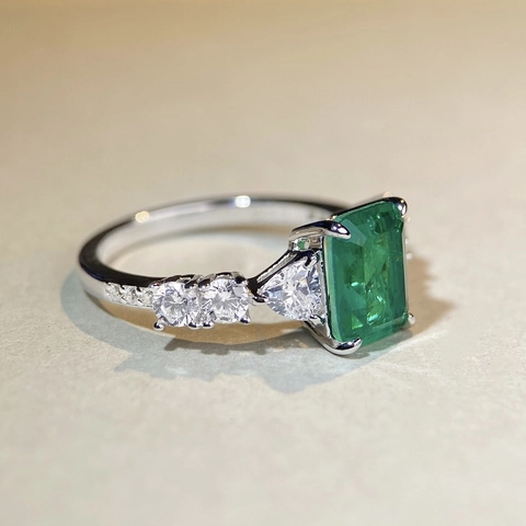 Anello in Argento Sterling 925 con Zirconia Verde Taglio Smeraldo Donna Muzo Verde Rettangolare Tre Pietre Geometrico