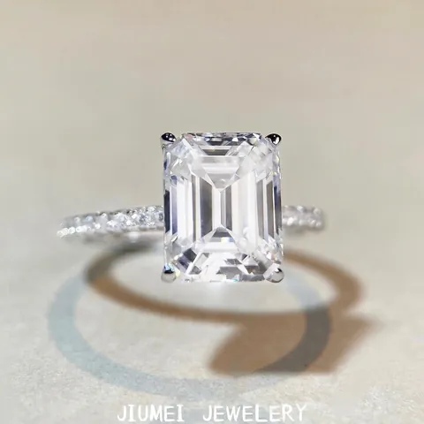 Anello in Argento Sterling 925 con Moissanite Taglio Smeraldo per Donna Lussuoso Anello da Dito Geometrico con Strass Incrostati Gioielli Regalo