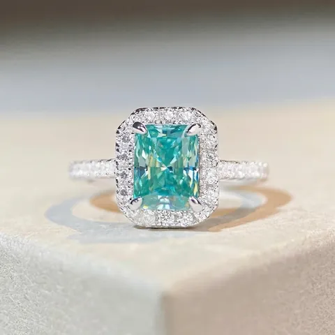 Radiant-Schliff Minzgrün Moissanit Halo Ring 925 Sterlingsilber Pave Band Verlobung Jahrestag Ring Für Damen Schmuck