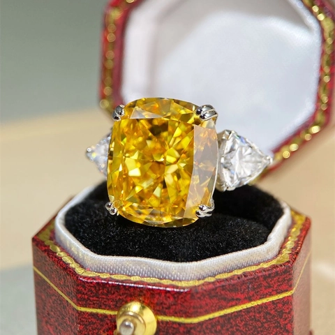 Luxury 925 Sterling Silver Cushion Cut Yellow Rhinestone Ring For Women Three Stone Design Three-stone Pink Rhinestone Inlaid Jewelry Gift