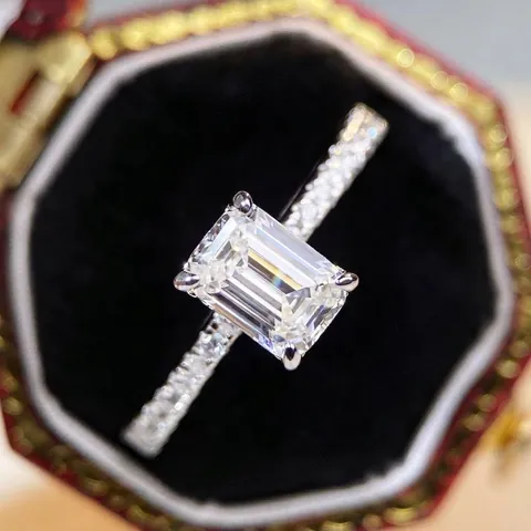 Anello in Argento Sterling 925 Moissanite da 1 Carato Taglio Smeraldo Geometrico con Strass Pavè Anello di Fidanzamento Matrimonio per Donna Gioielli di Moda