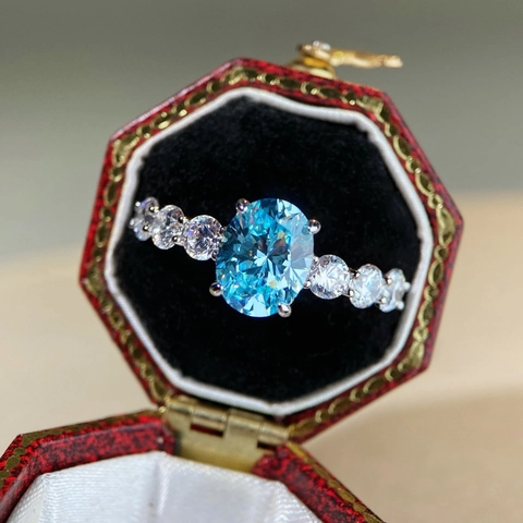 Anillo de Plata de Ley 925 para Mujer Azul Cielo Azul Mar Ovalado Strass Anello Alta Gama Moda Joyería Anillo Huevo de Paloma