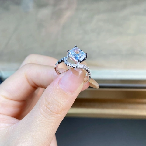 S925 Sterling Silver Radiant Cut Rhinestone Ring Elegant Twisted Band Pave Rhinestone Engagement Ring For Women Jewelry