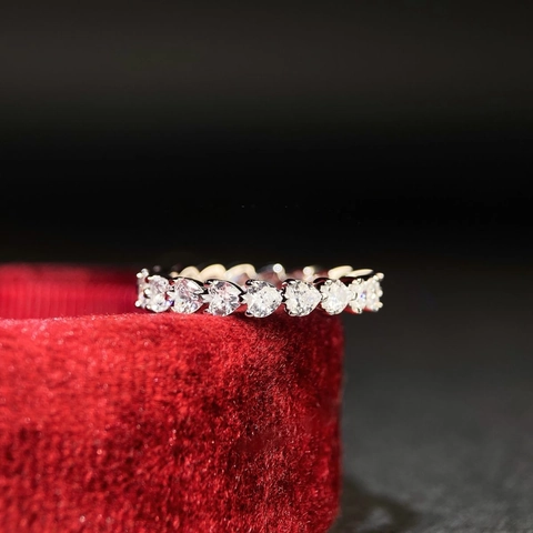 S925 Sterling Silver Heart Eternity Ring For Women Full Rhinestone Inlaid Heart Shaped Versatile Fashion Jewelry Stacking Ring