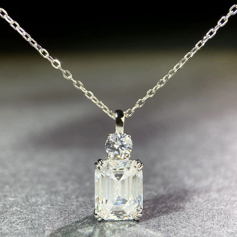 Collana con Pendente in Argento Sterling 925 e Zirconia Taglio Smeraldo Elegante Gioielli in Stile Diamante per Donna