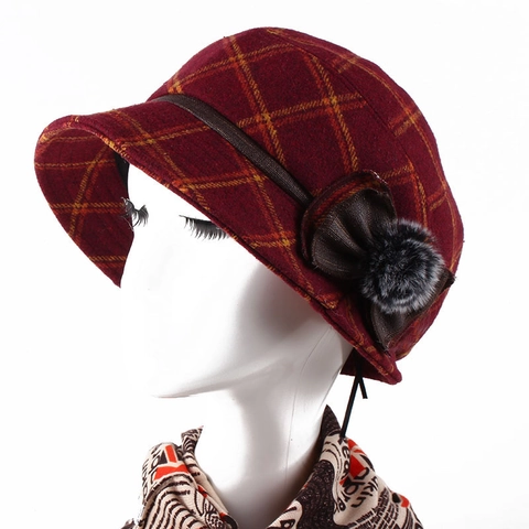 Women Vintage British Style Plaid Cloche Hat With Bow Pom-Pom Winter Warm Cotton Polyester Printed Checkered Bucket Hat