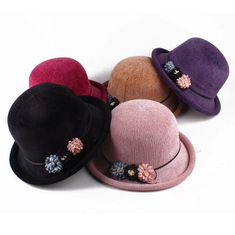 Women Autumn Winter Knit Cloche Fedora Hat With Three Flowers Pom Pom Warm Rolled Edge Elegant Jacquard Bucket Hat For Ladies