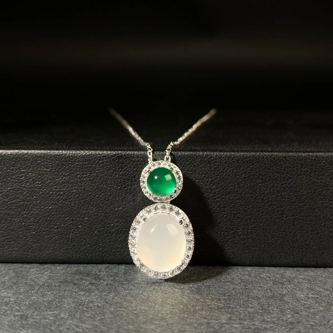 Elegante Collana in Argento Sterling S925 Rame per Donna Ciondolo Calcedonio Verde Bianco Intarsiato Strass Gioielli Regalo