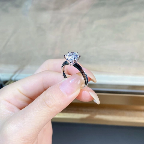 Klassischer 925 Sterlingsilber Moissanit Ring Sechs Krallen Fassung Rundschliff Luxuriöser Strass Verlobungsring Für Damen Schmuck