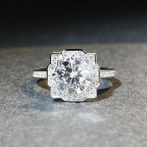 925 Sterling Silver Round Cut Moissanite Ring With Zirconia Halo Engagement Wedding Band Luxurious Jewelry For Women