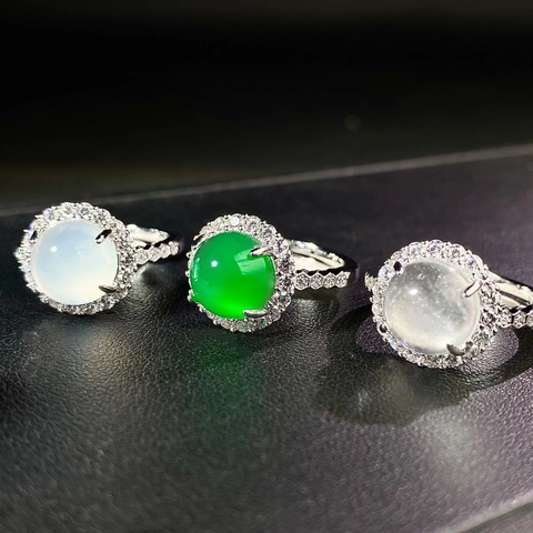 Nieuwe Chinese Stijl Ronde Cabochon Chalcedoon Ring Voor Vrouwen Retro Halo Strass Koper Verstelbare Ring Elegante Sieraden Cadeau