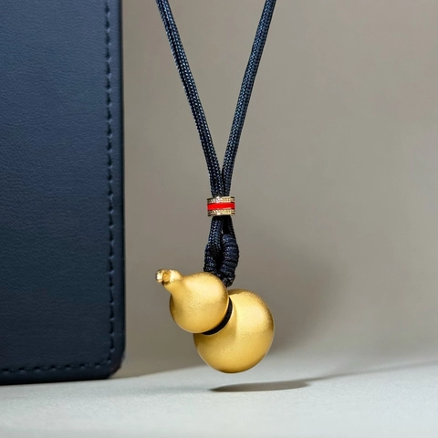 Collana con Ciondolo a Zucca in Rame Vintage Cordino Nero Finitura Oro Sabbia Opaca Gioielli Orientali Tradizionali per Uomo Donna Regalo
