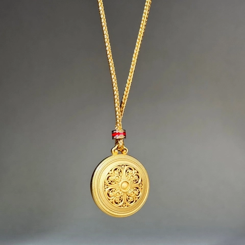 Collar con Colgante de Cobre Vintage Filigrana Redonda para Mujer Cadena de Cuerda Larga de Oro Galvanizado Joyería Retro