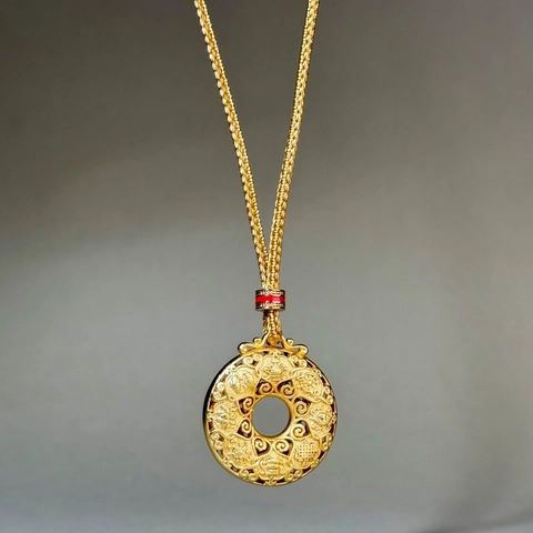 Collier Pendentif Boussole en Cuivre Vintage Plaqué Or Ajouré Motif Ruyi Or Antique Chaîne de Corde Réglable Bijoux