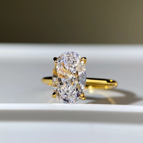 Lussuoso Anello in Argento Sterling 925 Taglio Ovale Ghiaccio Strass per Donna Placcato Oro 18K Fidanzamento Matrimonio Gioielli