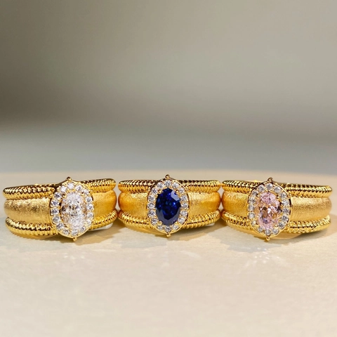 Anello in Rame Placcato Oro 18K Vintage per Donna Lussuoso Anello Halo con Strass Taglio Ghiaccio Ovale Gioielli in Metallo Spazzolato