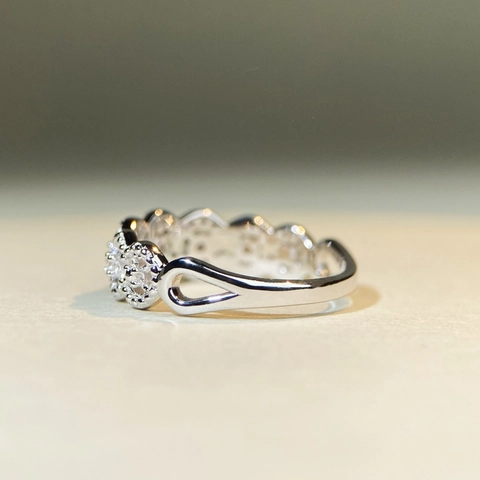 Luxury 925 Sterling Silver Hollow Lace Wave Ring For Women Palace Style Zirconia Inlaid Wedding Statement Band Jewelry