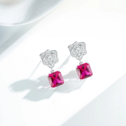 Lussuosi Orecchini a Pendente in Argento Sterling 925 a Forma di Fiore per Donna Rubino Sintetico Rosso Zirconia Intarsiata