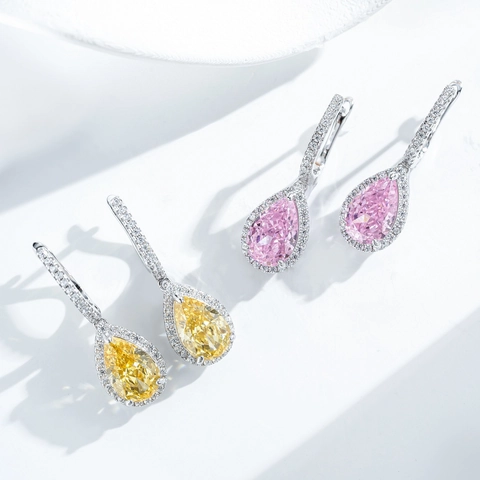 Orecchini a Bottone in Argento Sterling S925 a Goccia d'Acqua per Donna Strass Taglio a Pera Elegante Lusso Leggero Gioielli