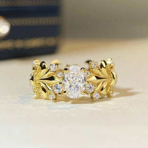 Vintage Baroque 925 Sterling Silver Ring For Women Crushed Ice Cut Rhinestone 18K Gold Plated Fleur De Lis Leaf Pattern Fashion Jewelry