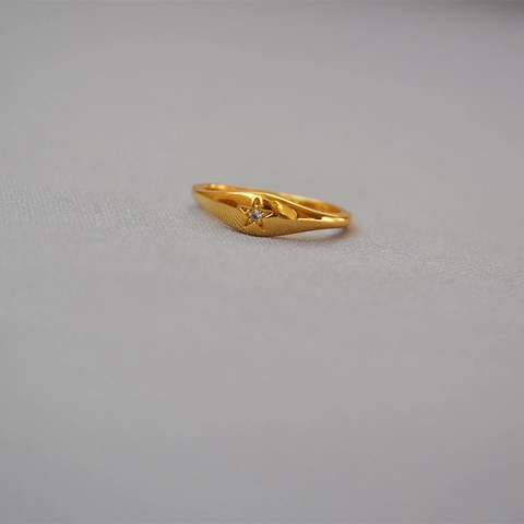 Anello Sigillo Minimalista in Ottone Placcato Oro per Donna Vintage Modello Stella con Strass Intarsiato Moda Squisito Anello da Dito Indice Gioielli Regalo