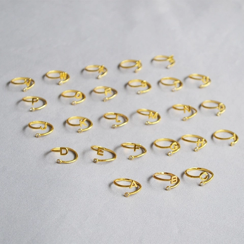 Exquisites Vergoldetes Kupfer Buchstaben Initial Verstellbarer Offener Ring Für Damen Zirkonia Stapelbar Personalisierter Schmuck