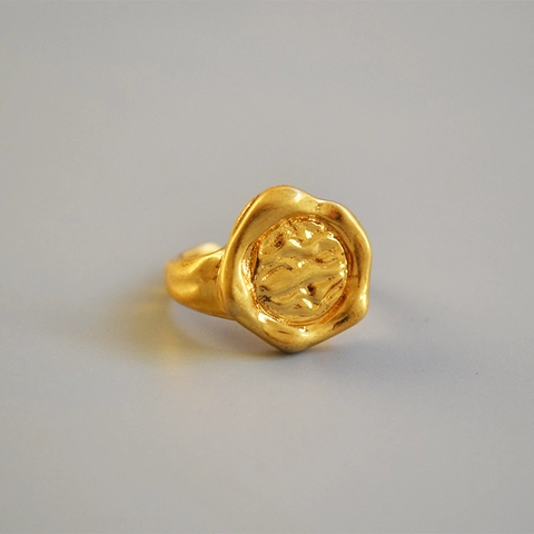 Anello in Ottone con Texture Lavica Irregolare Vintage per Donna Placcato Oro Regolabile con Motivo Astratto Anello Aperto