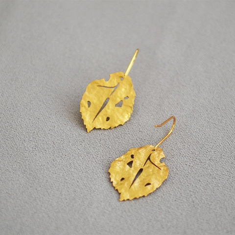 Vintage Gold Copper Leaf Drop Earrings For Women Monstera Leaf Hammered Texture Frosted Dangle Earrings Minimalist Jewelry
