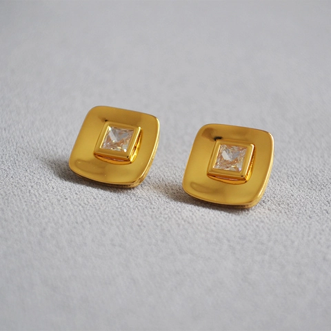 18K Vergoldete Messing Quadratische Zirkonia Ohrstecker Mit 925 Sterlingsilber Ohrstecker-Stift Minimalist Damen Schmuck