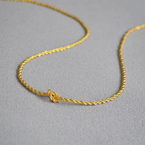 Minimalist Copper Twisted Rope Chain Necklace For Women Gold Plated Knot Design Fashion Elegant Jewelry Daily Wear Accessory