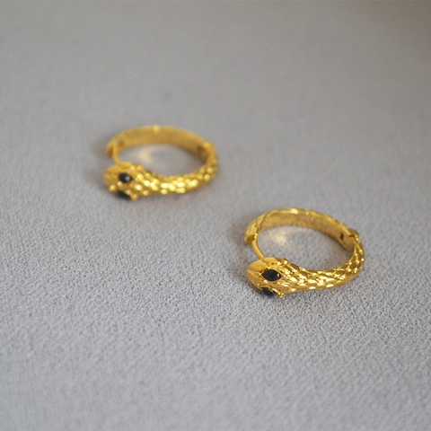 Pendientes de Aro de Serpiente Vintage Individuales Minimalistas Dorado Forma de Serpiente Latón Strass Ojo Joyería Regalo