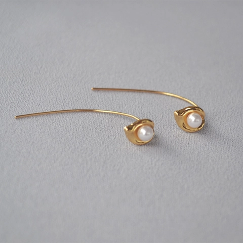 Elegante Messing Calla Lilie Blütenknospe Haken Ohrringe 18K Vergoldet Künstliche Perlen Tropfen Ohrringe Minimalistischer Schmuck Damen