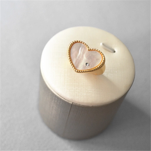Vintage Brass Gold Plated Heart Ring For Women With Mother Of Pearl Inlaid Green White Rhinestone Thick Finger Jewelry