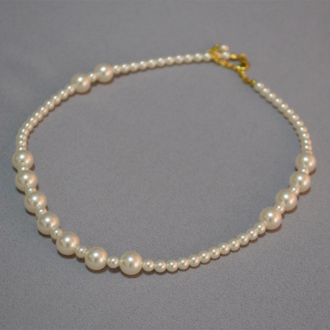 Collana Girocollo Asimmetrica con Perle Artificiali Stile Francese per Donna Elegante Catena Regolabile Tonalità Oro